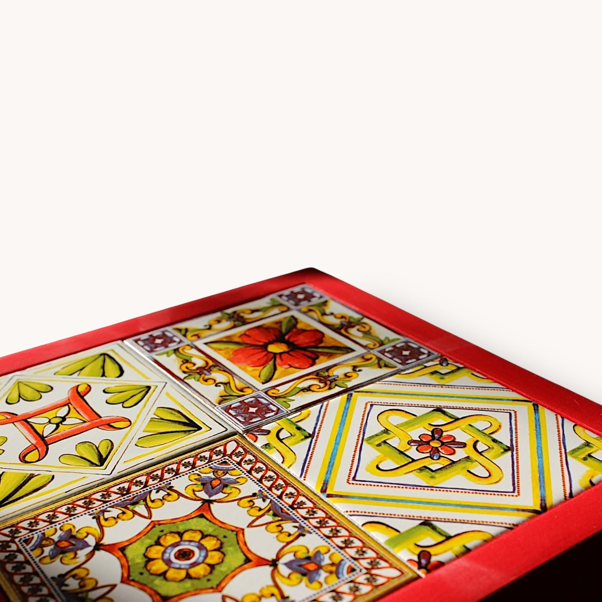Маса Кармона - Tiled Tales